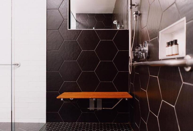 标准工作室, Villa Royale