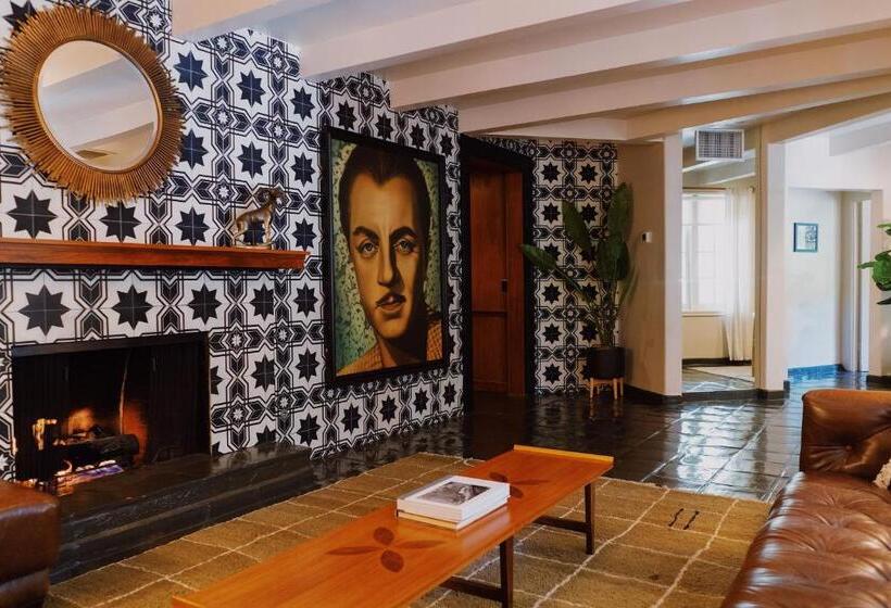 带按摩浴盆的套房, Villa Royale