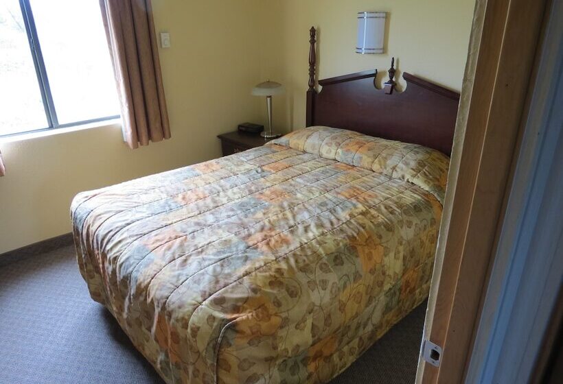 Номер Deluxe, Western Royal Inn