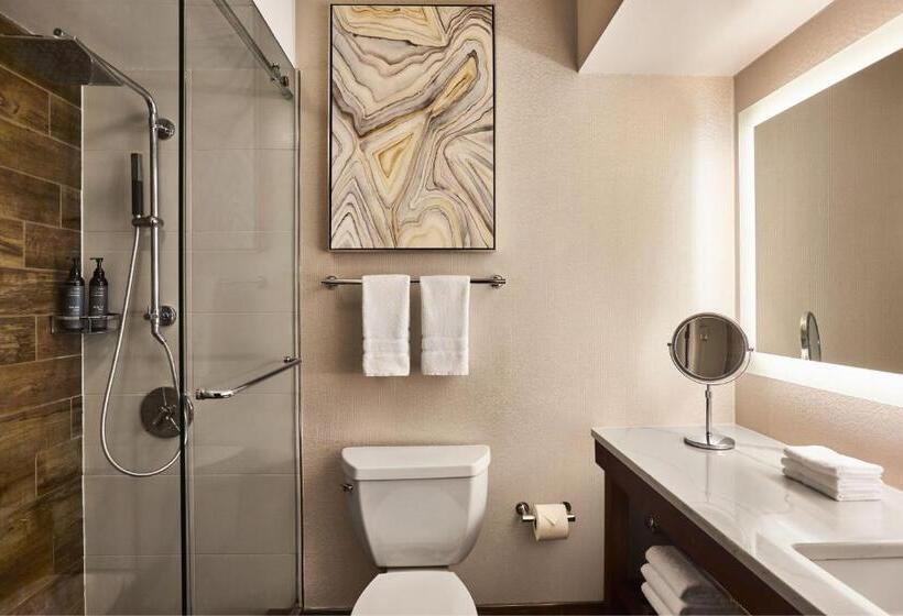 带双人大床的行政管理套房, The Westin San Francisco Airport