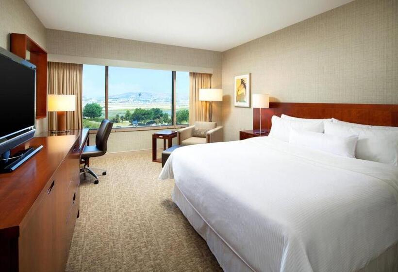 带大床的小型套房, The Westin San Francisco Airport