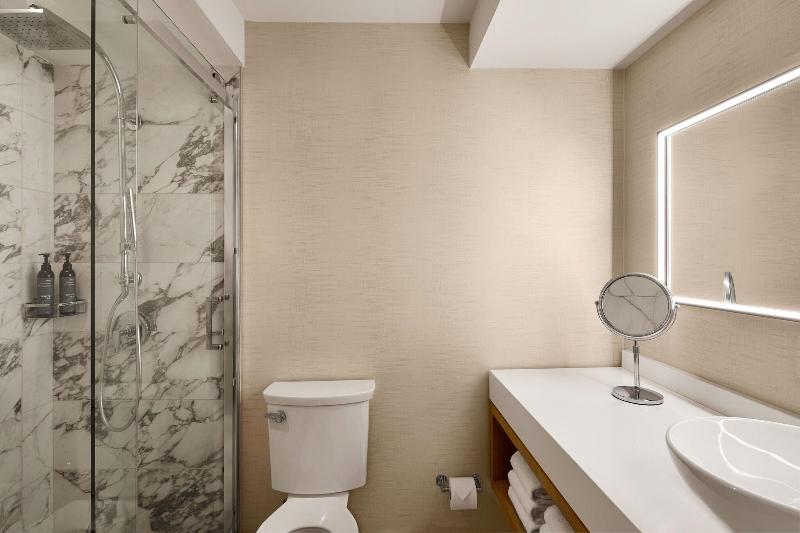 带大床的豪华间, The Westin San Francisco Airport