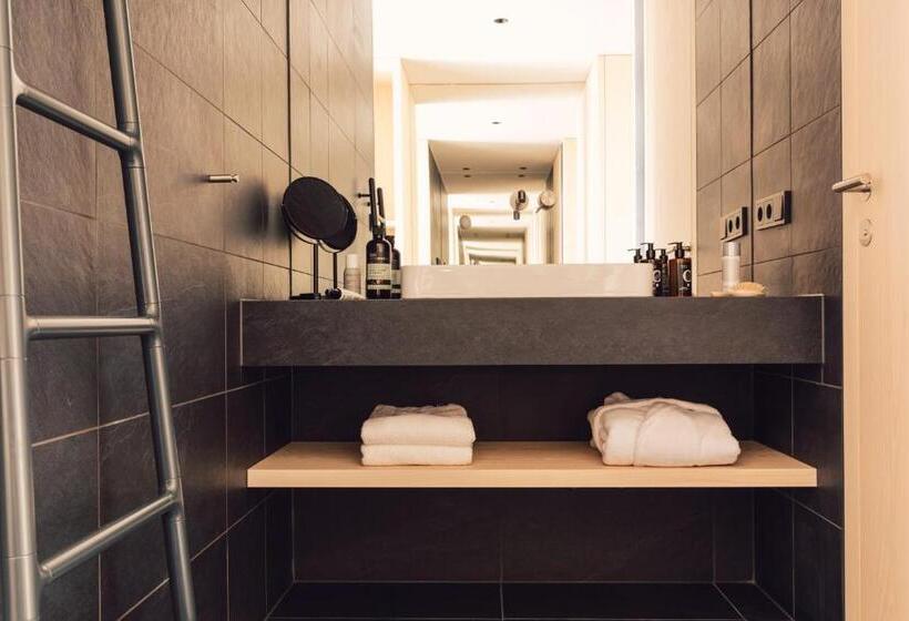 חדר סטנדרט, Milla Montis