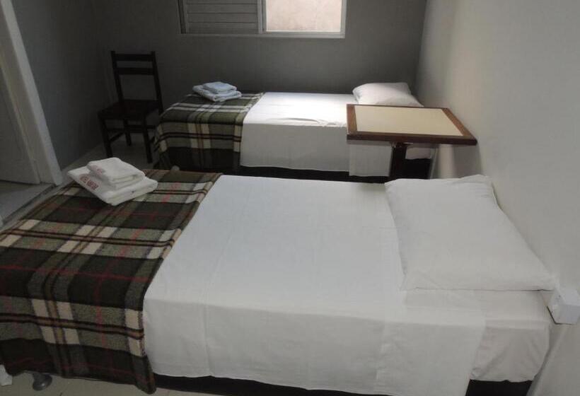 Номер Стандарт, Economy 888   By Up Hotel   Próximo A Praça Da Estação E Rodoviária