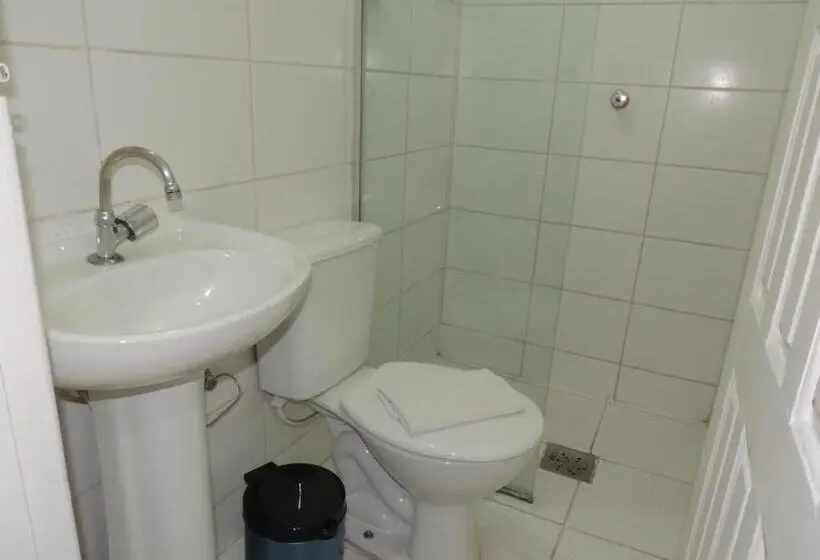 スタンダードルーム, Economy 888   By Up Hotel   Próximo A Praça Da Estação E Rodoviária