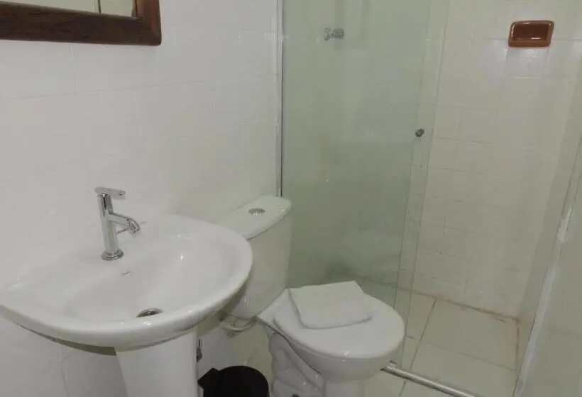 スタンダードルーム, Economy 888   By Up Hotel   Próximo A Praça Da Estação E Rodoviária
