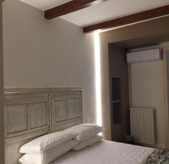 Standard room with outdoor bath, Apulia 35