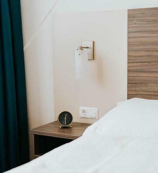 标准间, Restaurant Adria Stuben Brühl