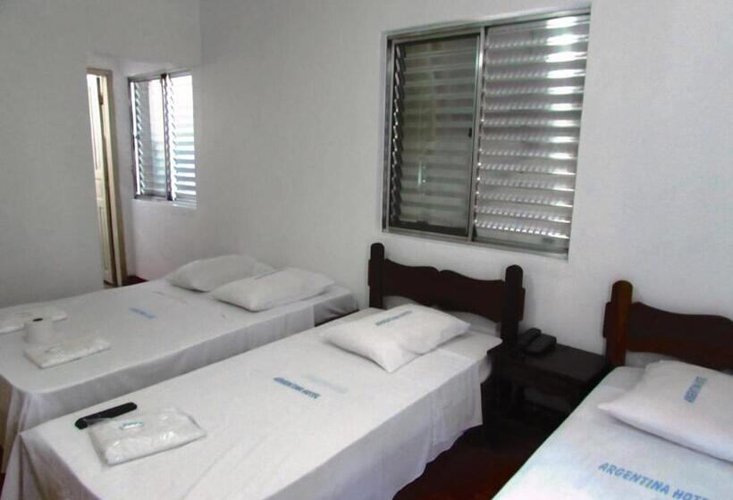 Quarto Quádruplo Economy, Teodoro Palace Hotel A 5 Minutos Do Brás E Bom Retiro