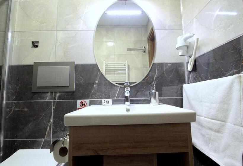 Pokój Standard, Butterfly Butik