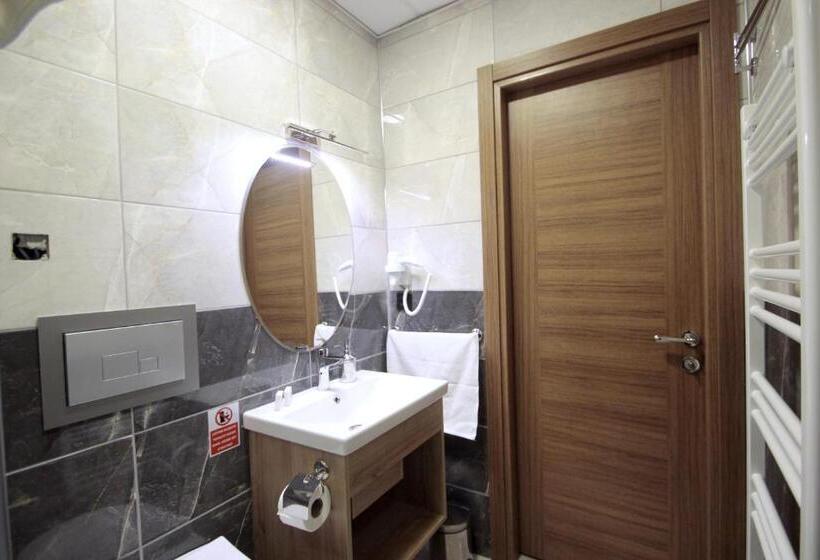 Pokój Standard, Butterfly Butik