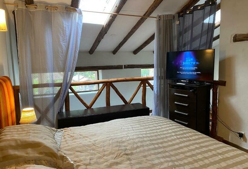 בקתה סטנדרטית, Karina Wasi