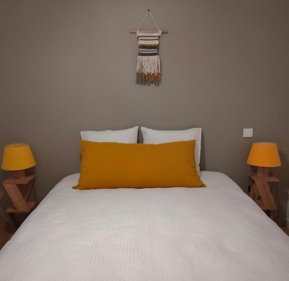 ３ベッドルームハウス, Maison D'hôtes L'etiquette