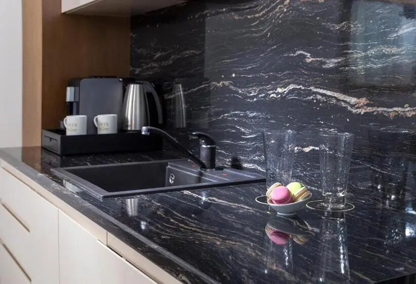 آپارتمان 1 خوابه با چشم‌انداز, Onyx Beach Residence   Free Parking & Beach Access