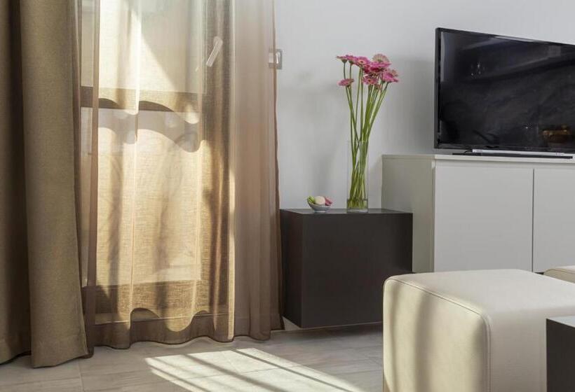 1침실 디럭스 아파트 바다 전망, Onyx Beach Residence   Free Parking & Beach Access