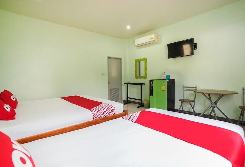 디럭스 트리플 룸, Oyo Kradangnga Resort