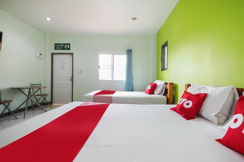 디럭스 트리플 룸, Oyo Kradangnga Resort