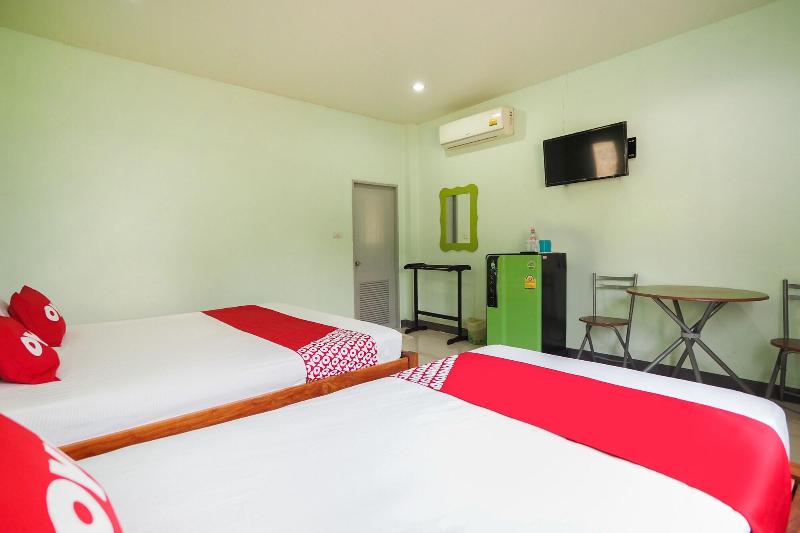 غرفة ديلوكس ثلاثية, Oyo Kradangnga Resort