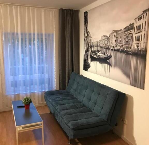 Апартаменты Deluxe 1 Спальня, Maxim Apartments Mainz