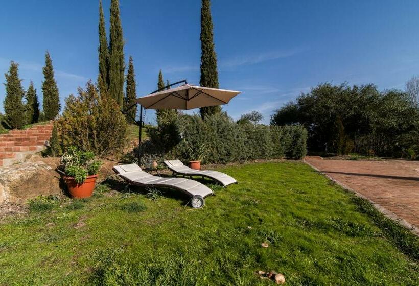 خانه 2 خوابه, El Pueblo De Leo