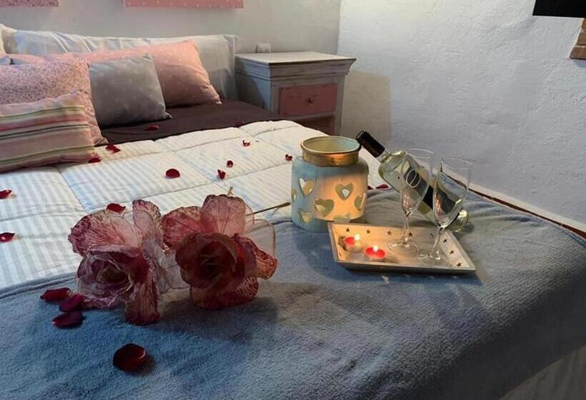 اتاق استاندارد, El Pueblo De Leo