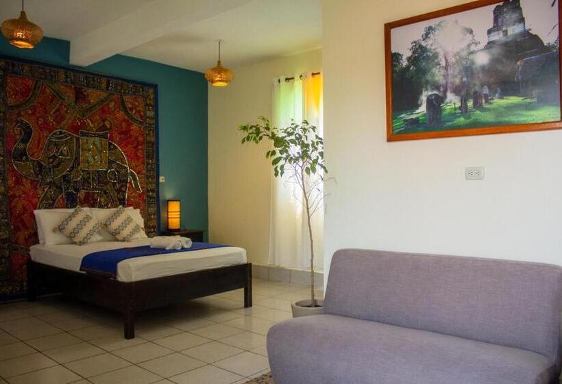 اتاق لوکس, Los Amigos Hostel