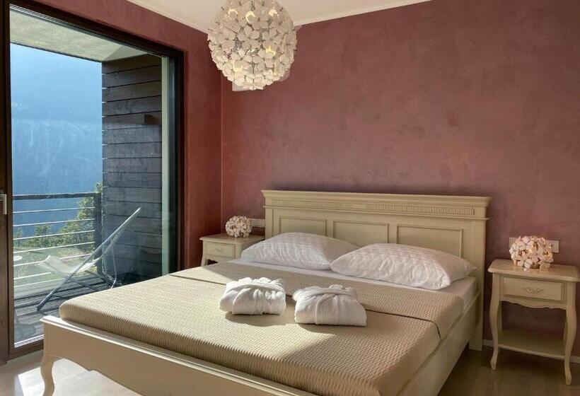 آپارتمان 1 خوابه با چشمانداز, Villa Collina Verde