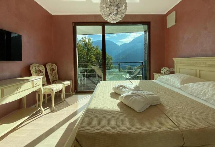 آپارتمان 1 خوابه با چشمانداز, Villa Collina Verde