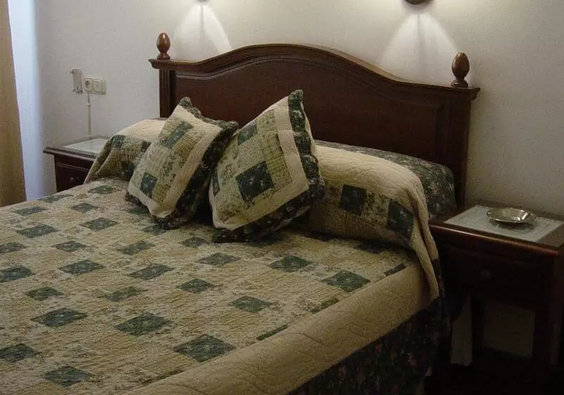 اتاق استاندارد یک نفره, Hostal Colon Antequera