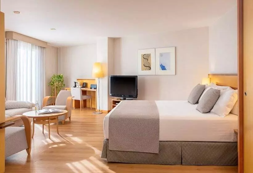 سوییت جونیور, Castellon Center, Affiliated by Meliá