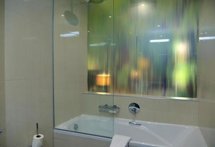 싱글 디럭스 룸, Cresta Lodge Harare