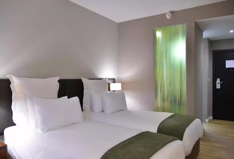 اتاق لوکس یک تخته, Cresta Lodge Harare