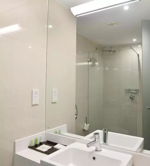 اتاق استاندارد یک نفره, Cresta Lodge Harare