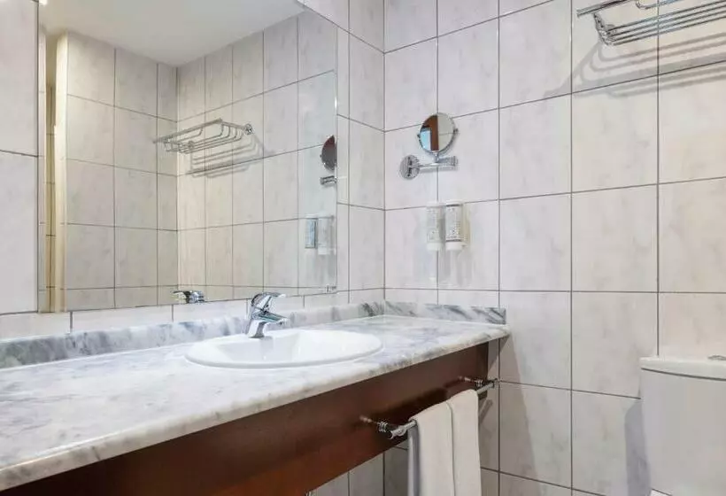 اتاق استاندارد با چشم‌انداز دریا, Iberostar Waves Bellevue - All Inclusive