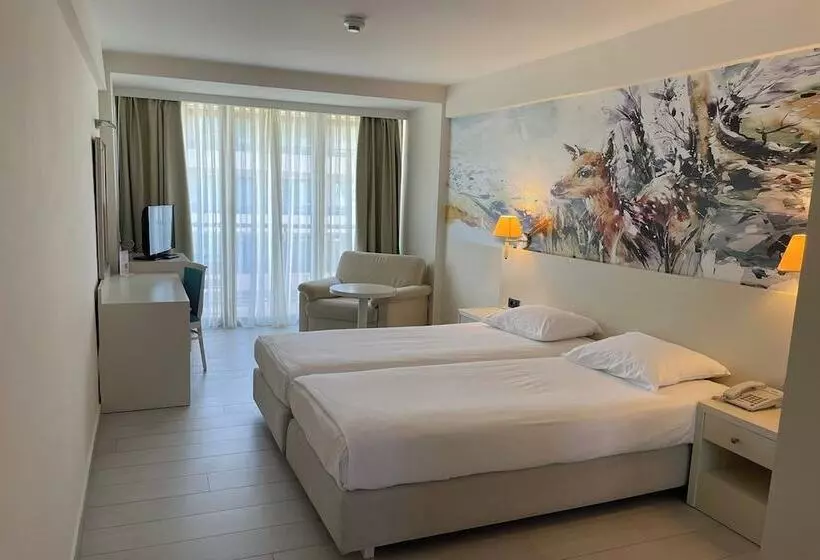 اتاق استاندارد یک نفره, Iberostar Waves Bellevue - All Inclusive