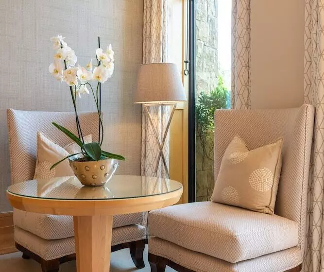 سوییت لوکس, Saxon Hotel, Villas & Spa
