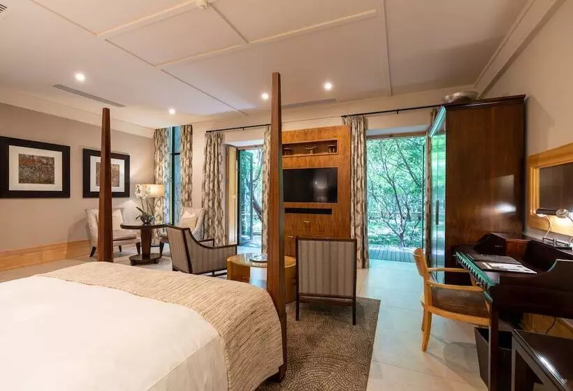 سوییت لوکس, Saxon Hotel, Villas & Spa
