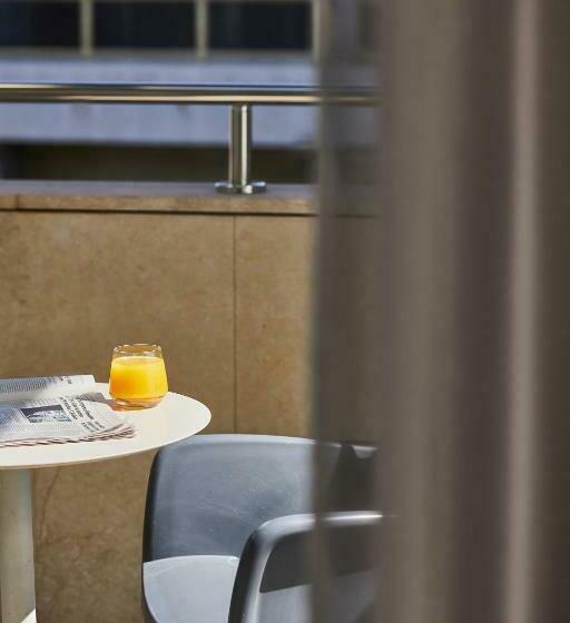 Номер Стандарт с Террасой, Silken Reino De Aragon