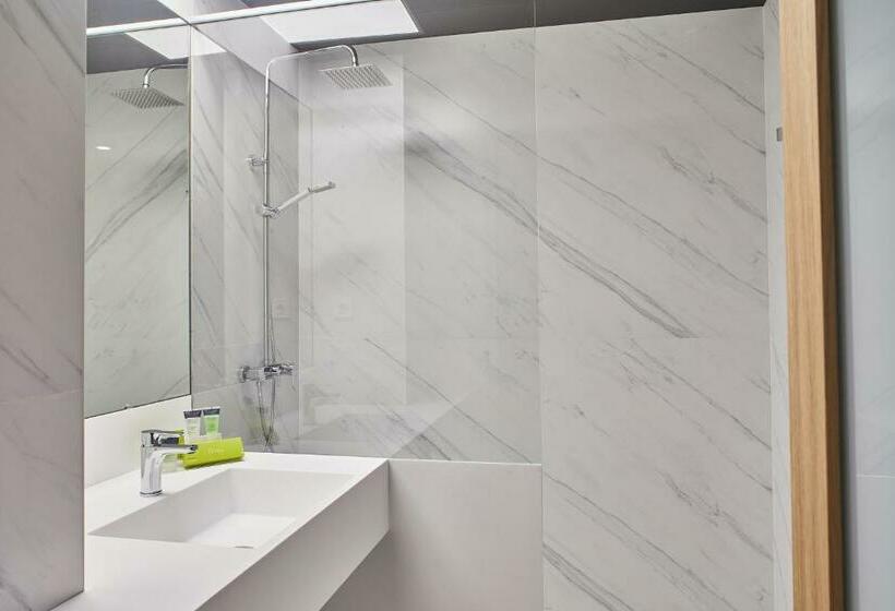 Семейный Номер, Silken Reino De Aragon