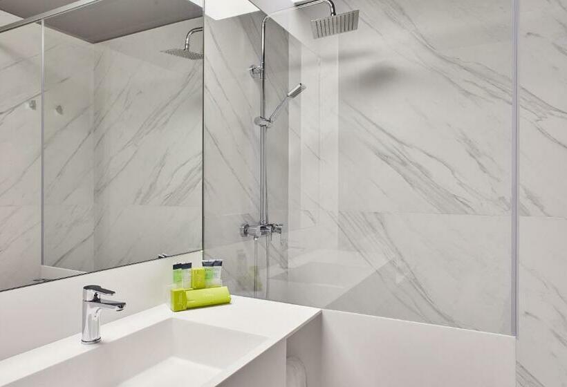 Семейный Номер, Silken Reino De Aragon