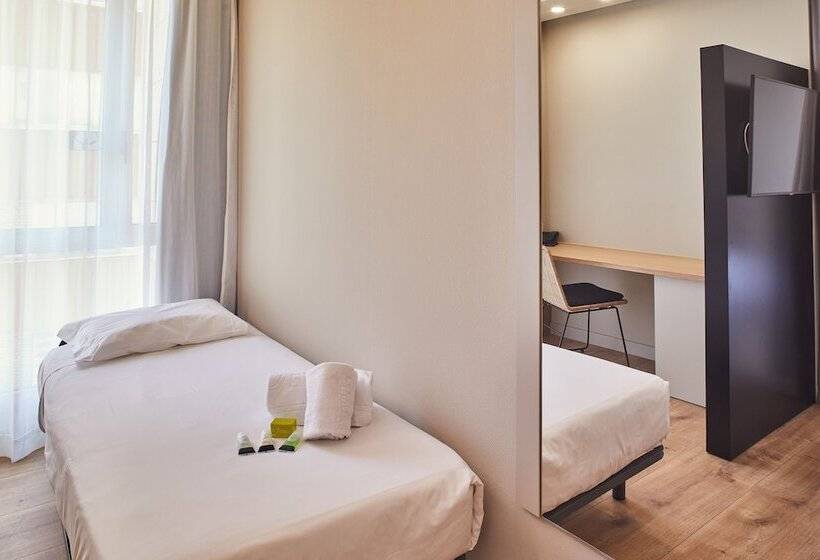 Семейный Номер, Silken Reino De Aragon