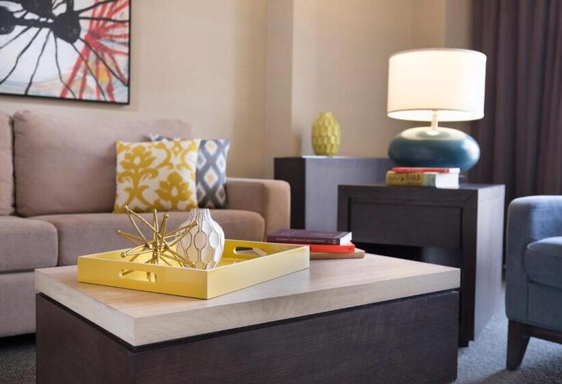 스위트 킹사이즈 침대, The Windsor Suites Philadelphia