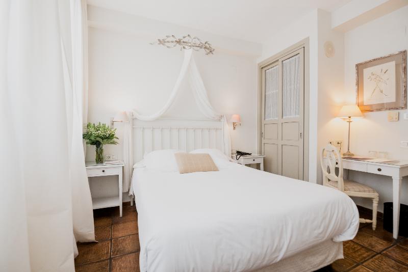 חדר סטנדרט עם מיטת קינג, Independent Sphc Cross Creek Inn & Suites