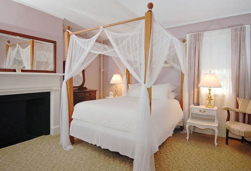 スーペリアールーム, Yankee Peddler Inn