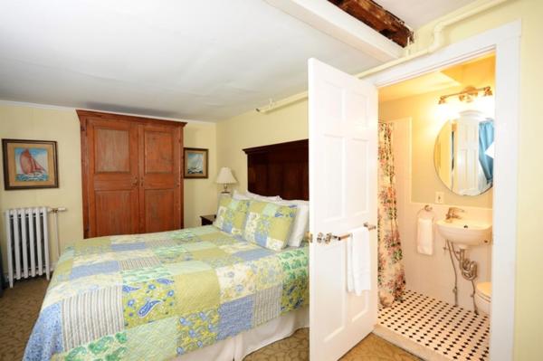 标准间, Yankee Peddler Inn