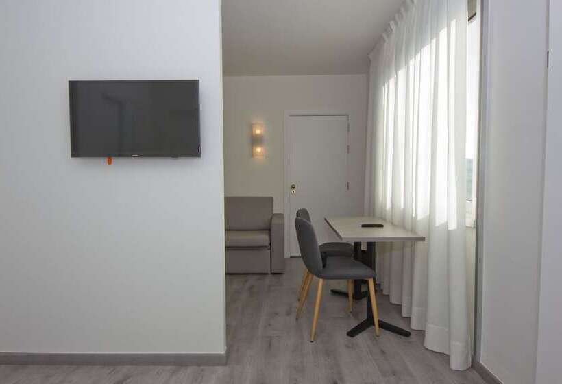 Номер Стандарт, Aparthotel Atenea Valles