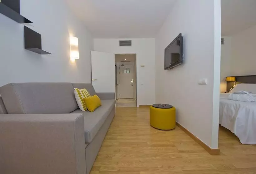 اتاق پنجتخته استاندارد, Aparthotel Atenea Valles