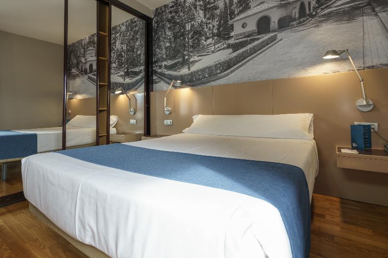 استودیوی استاندارد, Aparthotel Campus