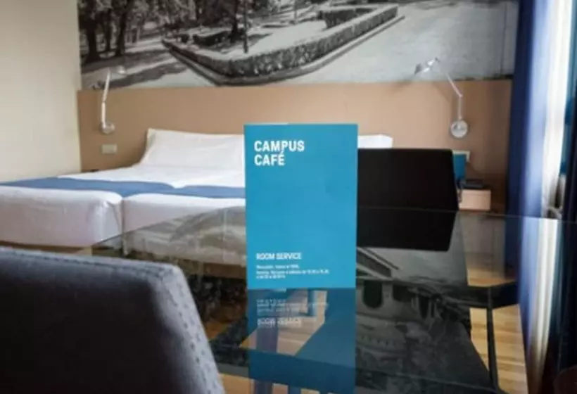 スタンダードスタジオ, Aparthotel Campus