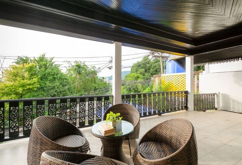 Вилла 3 Спальни с Бассейном, Club Bamboo Boutique Patong Beach Resort